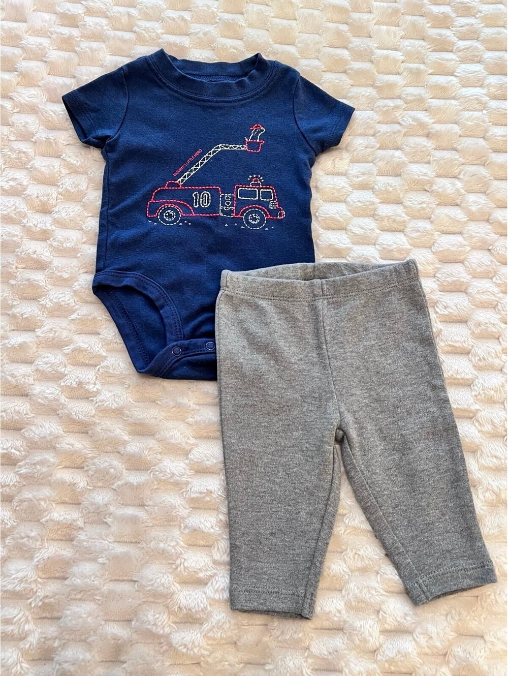 Carter’s Fire Truck Themed Short Sleeve Onesie & Pants Outfit Set (3m)